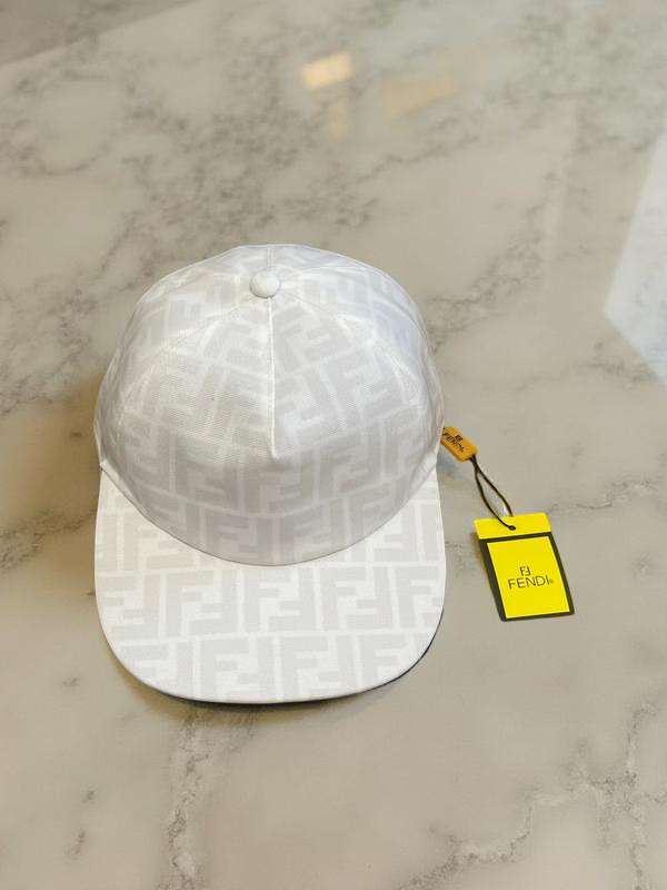 Casquette Fendi Blanche